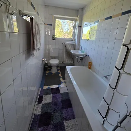 Ein Bequemes In Einer Ruhigen Umgebung Naeher Zentrum Mit Gemeinsam Genutzte Bad Und Kuechengeraete Séjour chez l'habitant Clèves