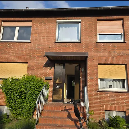 Ein Bequemes In Einer Ruhigen Umgebung Naeher Zentrum Mit Gemeinsam Genutzte Bad Und Kuechengeraete Kleve (Dusseldorf)