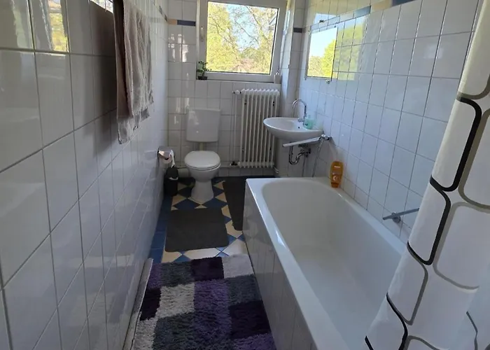 Ein Bequemes In Einer Ruhigen Umgebung Naeher Zentrum Mit Gemeinsam Genutzte Bad Und Kuechengeraete Accommodatie bij particulieren Kleef